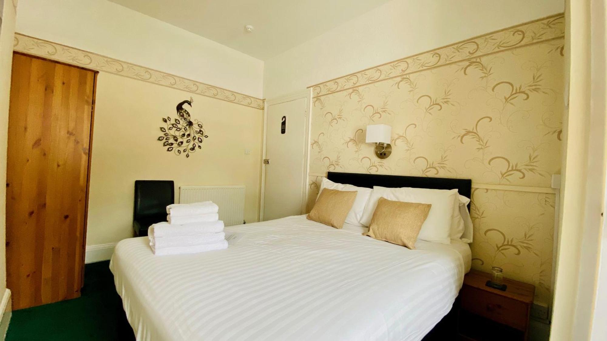 Tusker Lodge (Adults Only) Torquay Buitenkant foto